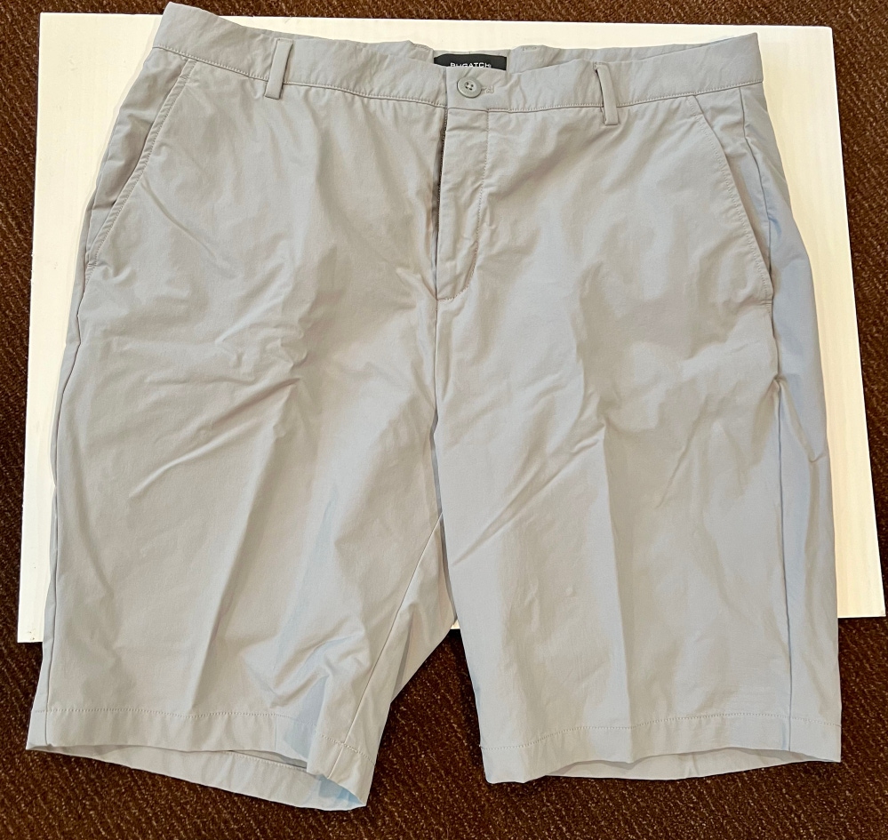Gently Used Light Gray BUGATCHI Classic Shorts Nylon Chinos Flat Front (Size 35)