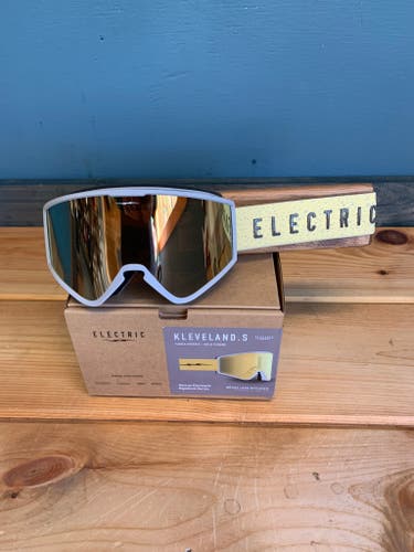 Electric Kleveland.Small Ski Goggles NEW
