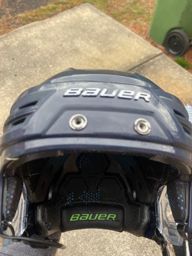 Used medium Bauer Re-akt 85 helmet