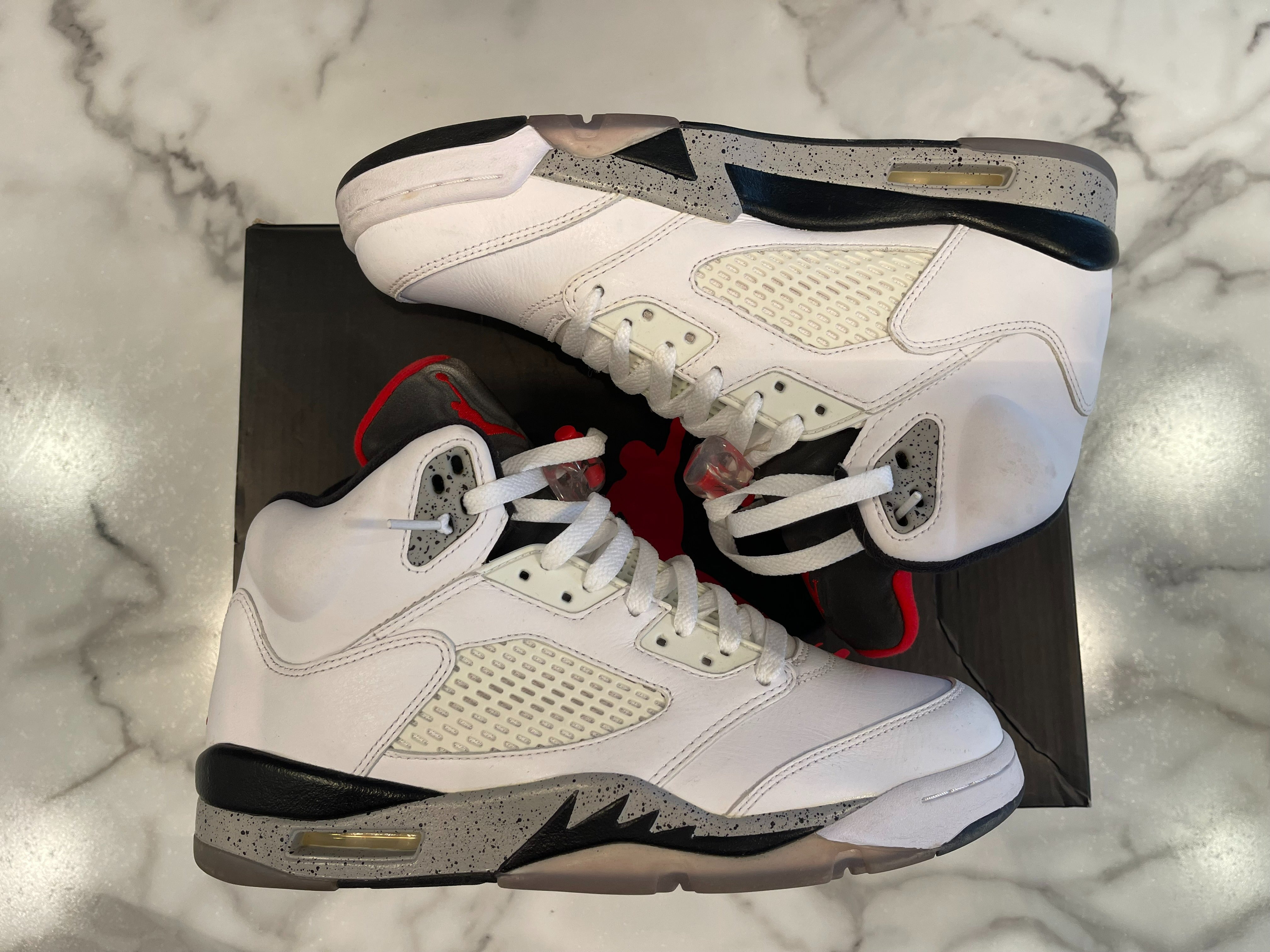 air jordan white cement 5