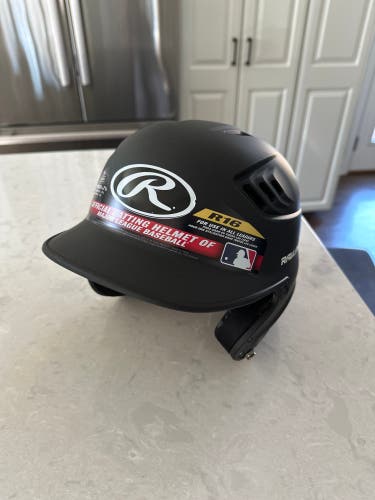 Rawlings R16 Junior Helmet- Black