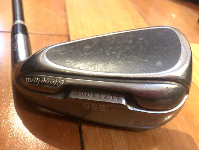 Ladies Cleveland 588 Altitude Pitching Wedge PW Actionlite 50 Womens Graphite