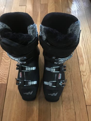 Women's Used Lange All Mountain Ski Boots