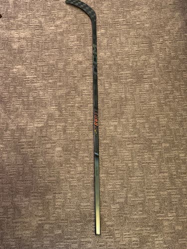 New Right Handed P29 FT Ghost 70 Flex Hockey Stick