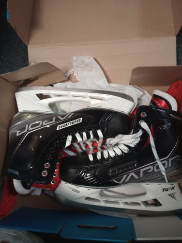 New Senior Bauer Vapor X3.7 Hockey Skates Regular Width