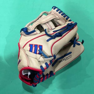 Brown Used Wilson A500 Right Hand Throw Infield Baseball Glove 12"