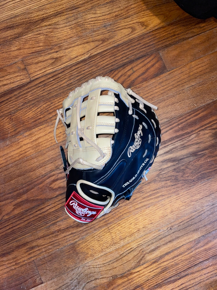 New 2022 First Base 12.5" Heart of the Hide Baseball Glove