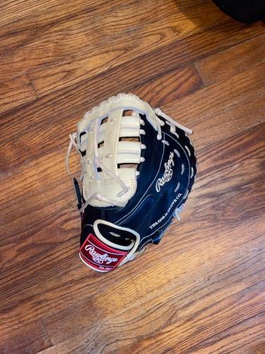 New 2022 First Base 12.5" Heart of the Hide Baseball Glove
