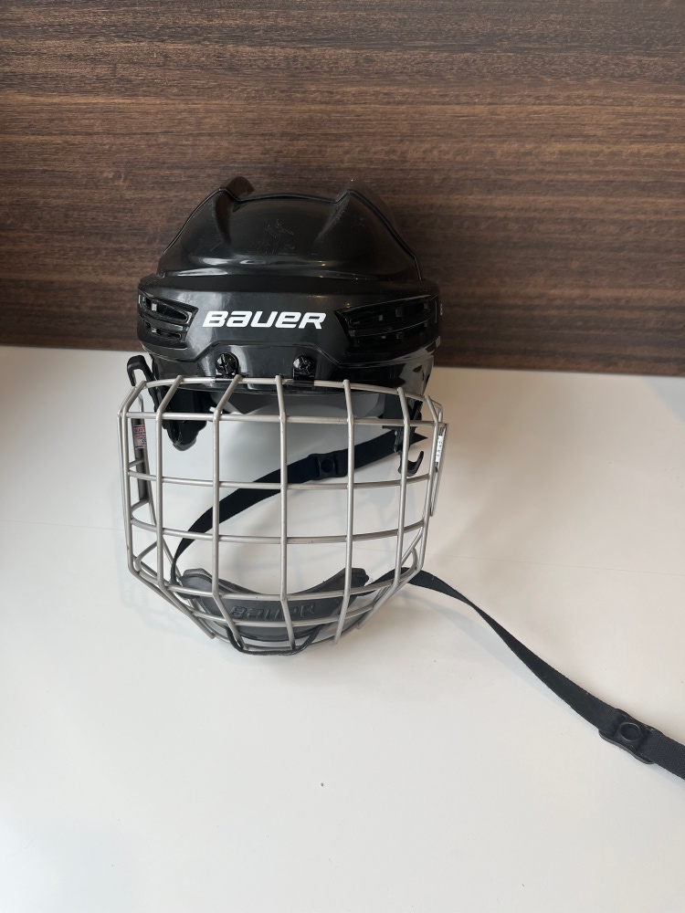 Bauer IMS 5.0 Helmet & Cage -Excellent Condition (No Chin strap)