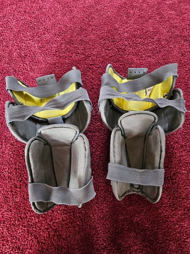 Used Warrior Goalie Knee pads