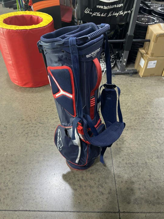 Used Sun Mtn 2.5 + Golf Stand Bags