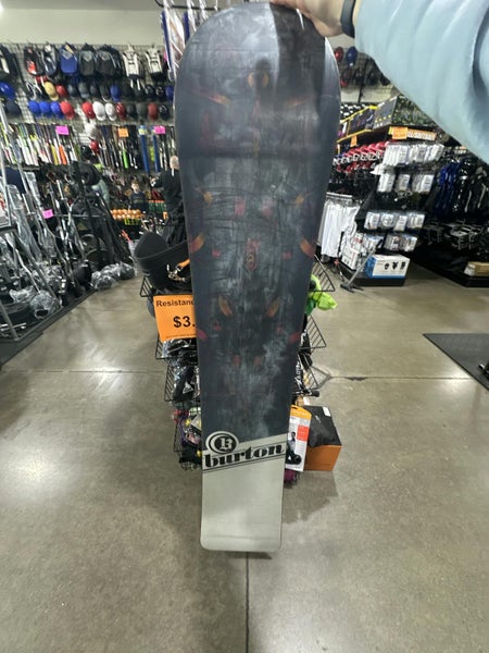 Used Burton Canyon 68 168 Cm Men s Snowboard Combo SidelineSwap