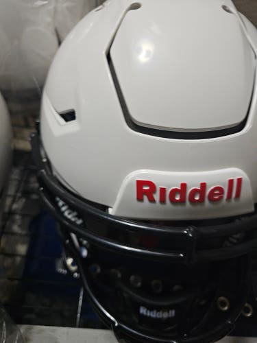 Youth New Small Riddell SpeedFlex Helmet