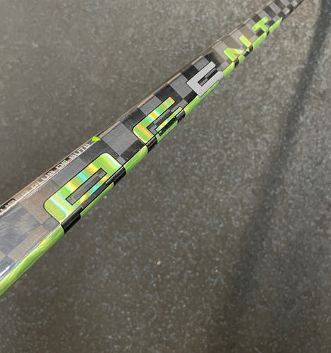 New Bauer Ag5nt Hockey Stick P28 55flex Left
