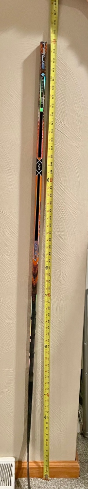 True Hzrdus 7X hockey stick