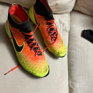 Nike Magista obra Soccer Cleats