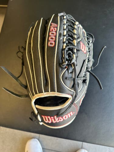 Outfield 12.75" A2000 Baseball Glove