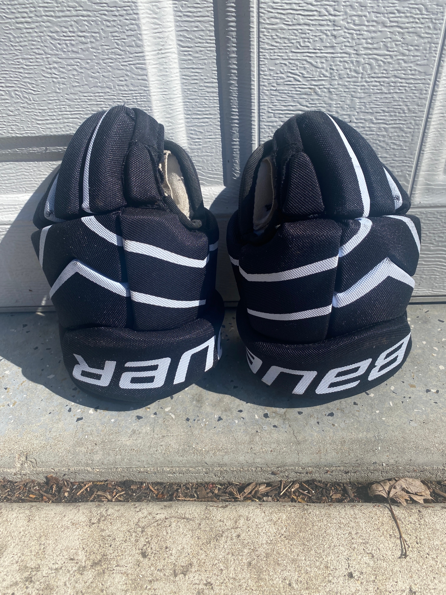 Used Bauer Supreme One.2 Gloves 10"