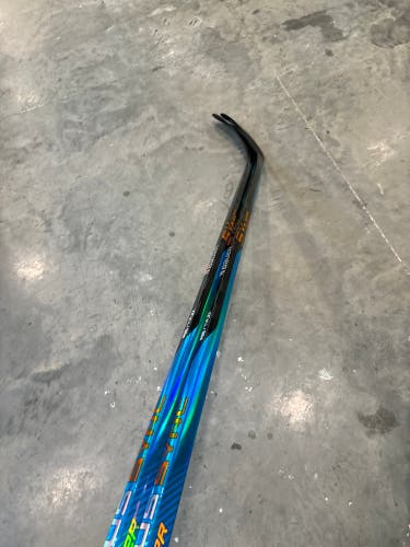 *2 Pack* (NEW) Senior RH Nexus Sync Hockey Stick