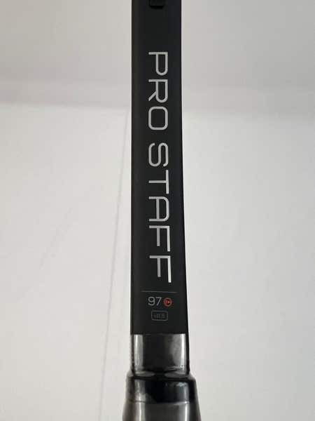 美品✨　Wilson PROSTAFF 97L V11.5 G2 BLACK Used Wilson Pro Staff 97 Black Racket V11.5 (Countervail