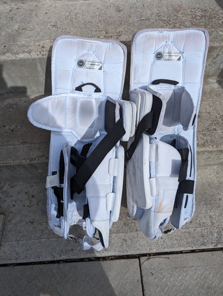 Used 28" Bauer S27 Goalie Leg Pads