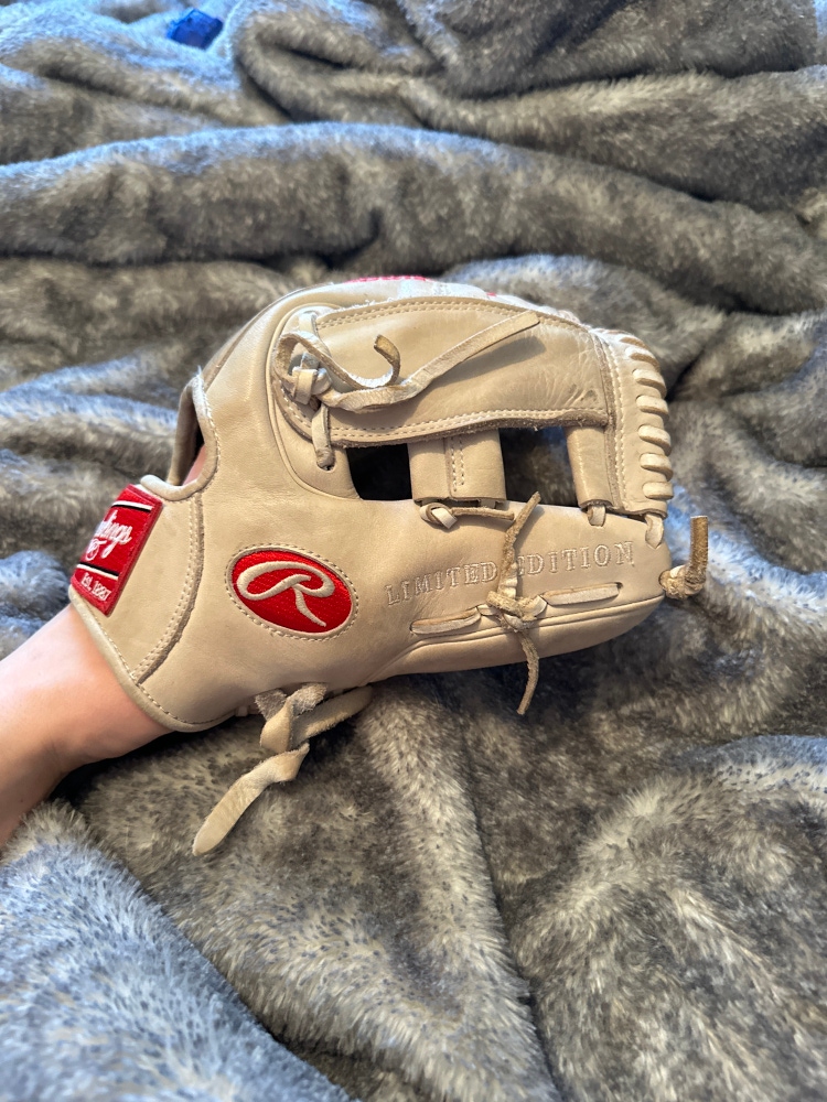 2019 Infield 11.25" Heart of the Hide Baseball Glove