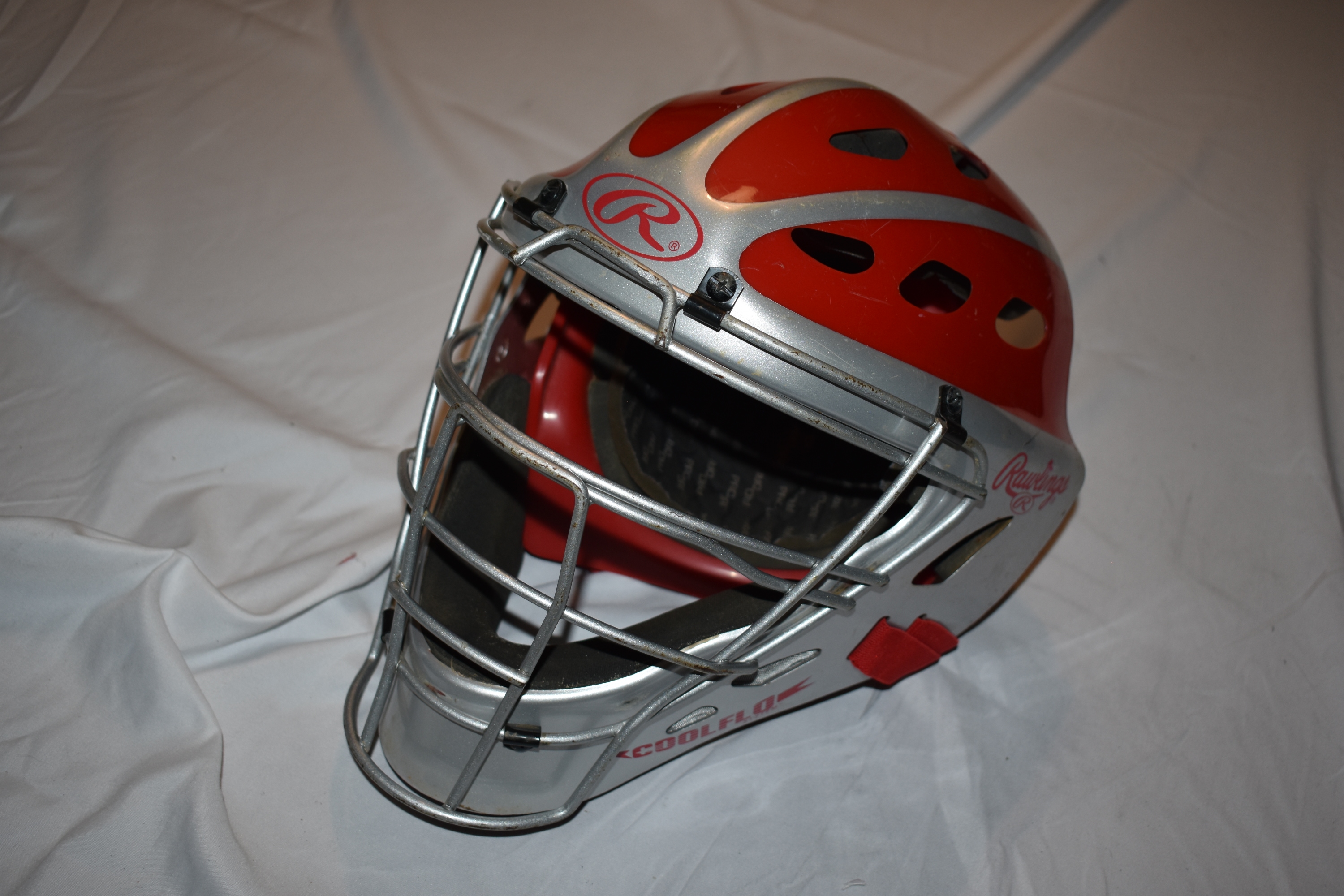 Rawlings CoolFlo Baseball Catcher's Mask (CFA1JP), Red/Silver