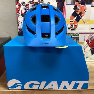New Medium Giant Rail sx Bike Helmet- Blue