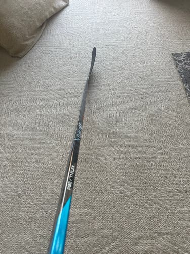 Senior Right Handed P92 Pro Stock Nexus Sync Hockey Stick