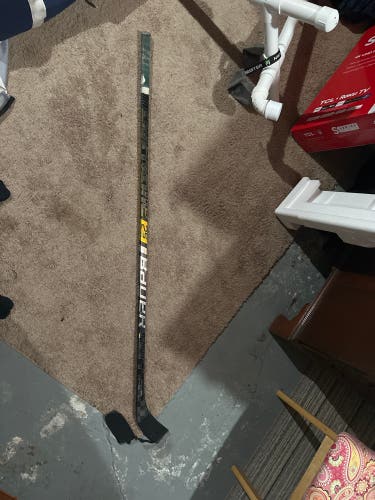 Broken Left Hand P88 Supreme 2S Pro Hockey Stick