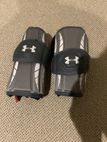 Adult  Under Armour Command Pro Arm Pads