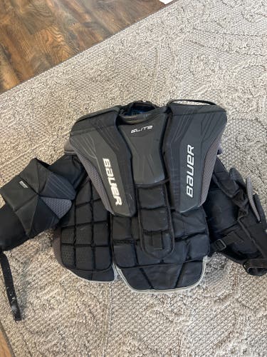 Used Large Bauer  Elite Goalie Chest Protector