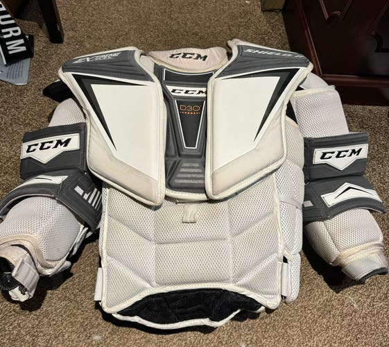 CCM Extreme Flex Shield II Goalie Chest Protector