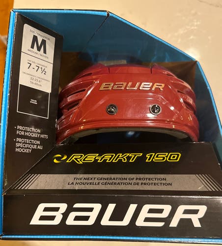 New Medium Bauer  Re-Akt 150 Helmet