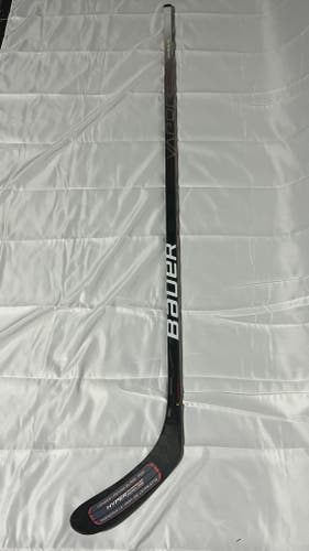 Senior New Right Handed Bauer Vapor Hyperlite Hockey Stick P28 Pro Stock