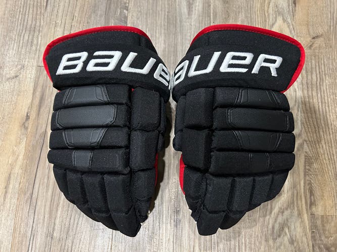 Bauer 12" Nexus Pro Stock Hockey Gloves Chicago Blackhawks Domi