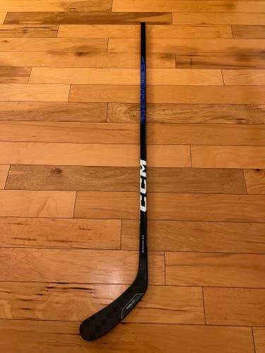 New CCM Ribcor Trigger 8 Pro Hockey Stick P29/70 Flex/Right Handed