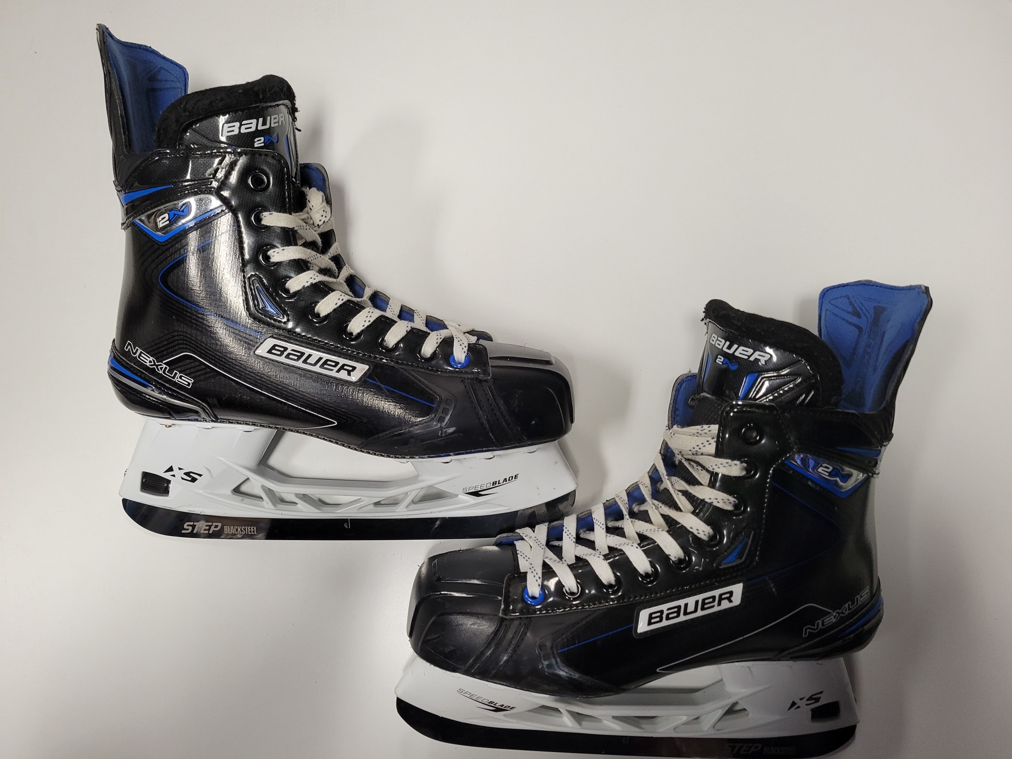 Used Bauer Nexus 2N hockey skates 9EE