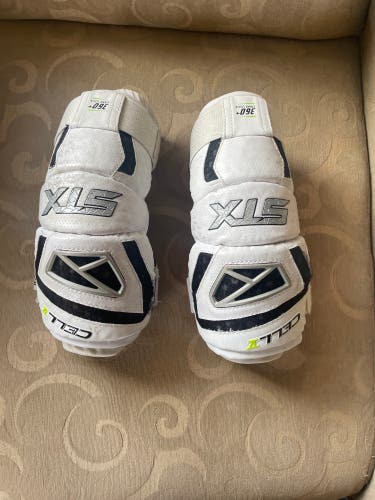 Stx cell v lacrosse elbow pads