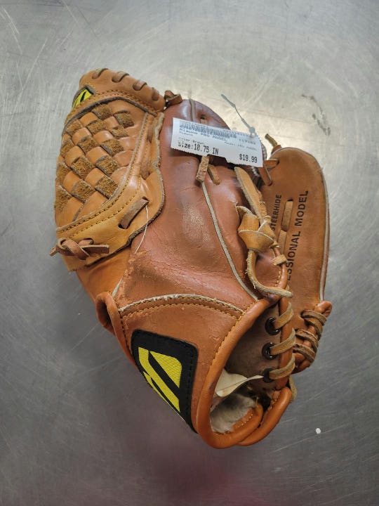 Used Mizuno Pro Model 10 3 4" Fielders Gloves