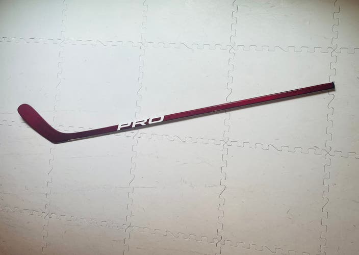 Pro Stock Hockey Stick RH 60 Flex Laine Curve