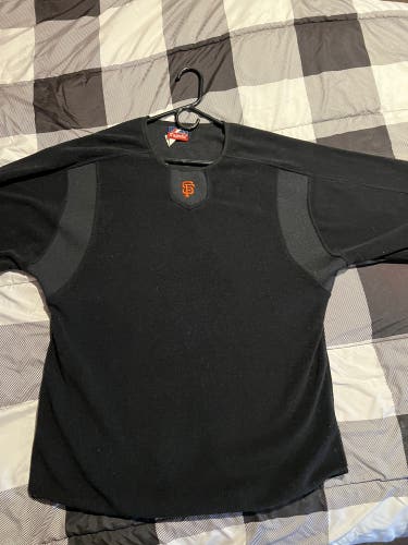 Majestic pull over M