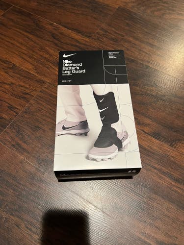 New Nike leg guard