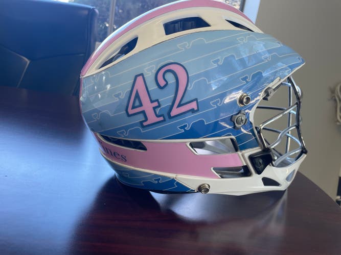 Vineyard Vines Lacrosse Helmet - Custom & Rare!!