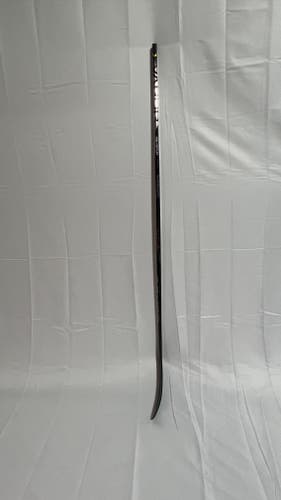 Junior New Left Hand Bauer Vapor Hyperlite 2 Hockey Stick P28