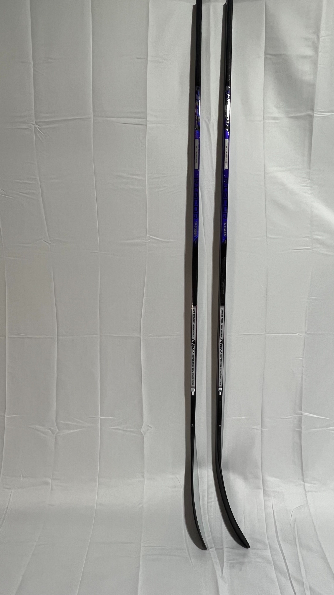 Senior New Right Handed CCM RibCor Trigger 8 Pro Hockey Stick P28