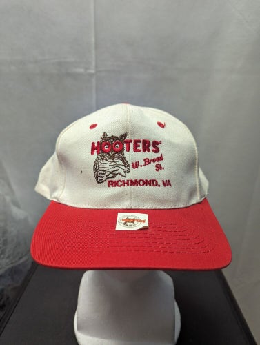 Vintage Hooters Richmond, VA Snapback Hat