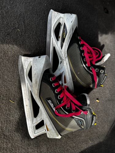 Used Bauer Size 3.5 Supreme One.8 Hockey Skates