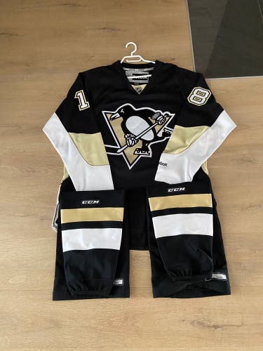 Used Pittsburg Penguins Hockey Jersey