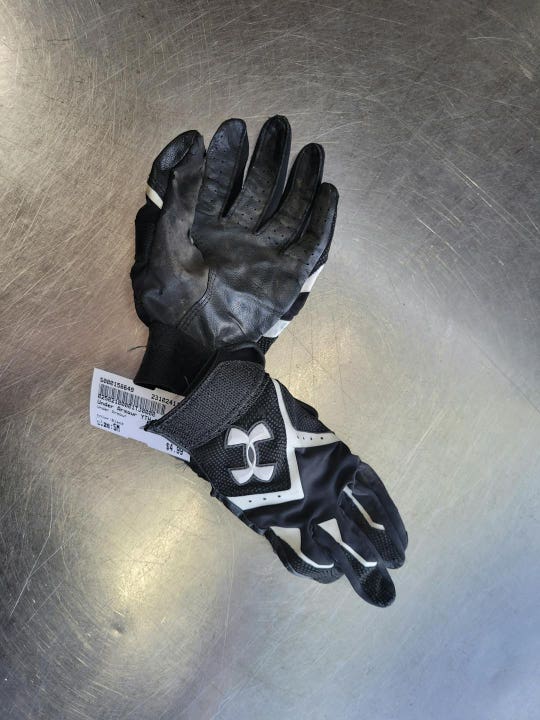 Used Under Armour Sm Batting Gloves